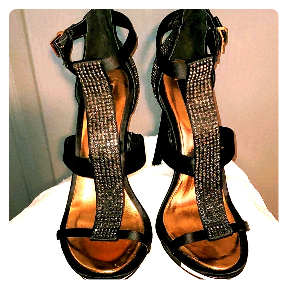 Shoes - Heel